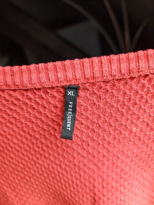Czerwony sweter rozm xl