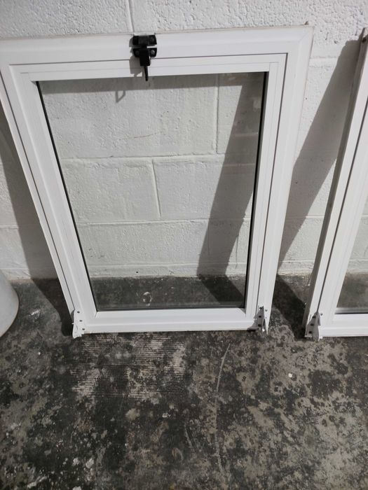 2 Janelas basculantes