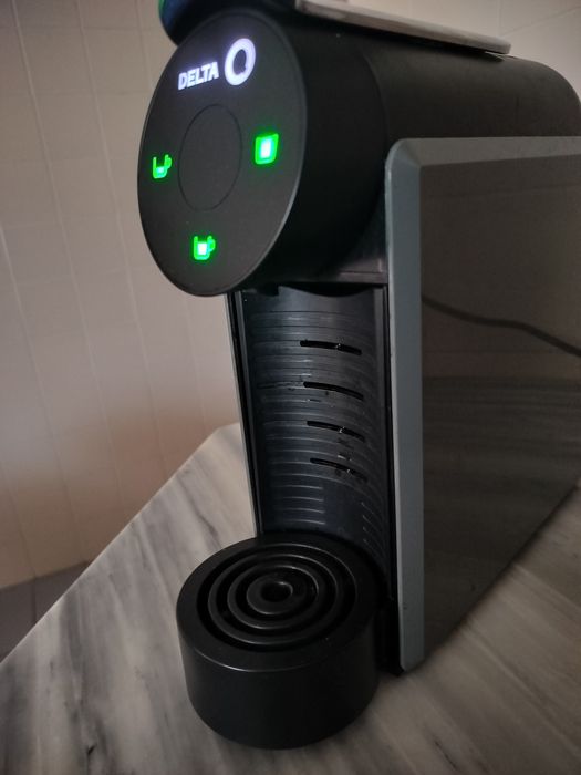 Máquina de café delta em ótimo estado