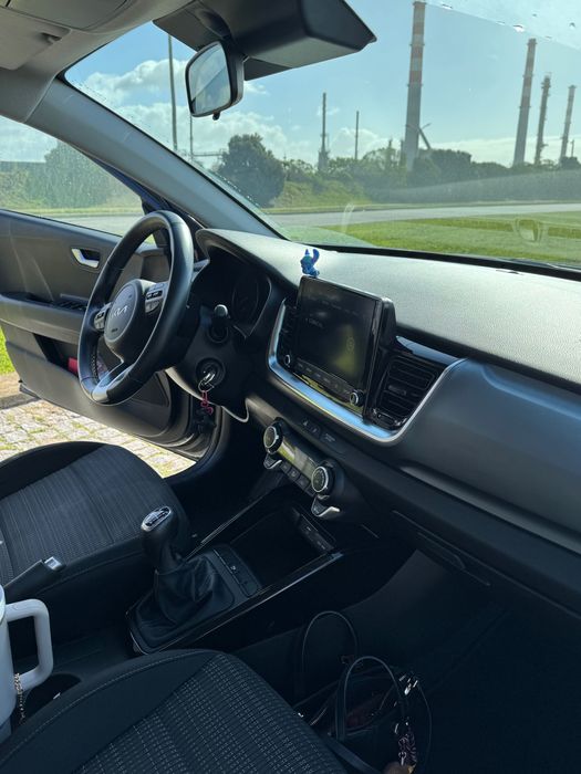 KIA Stonic 1.0 T-GDI Drive Garantia Fábrica Nacional 1 Dono 42.000km