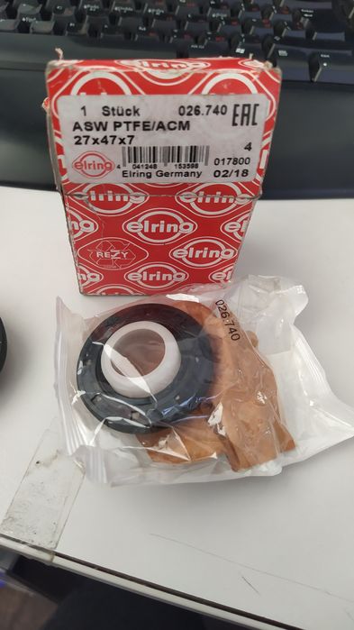 Сальники распредвала и коленвала Elring.