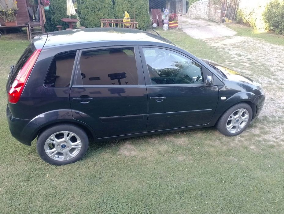 Ford Fiesta 1.4 benzyna