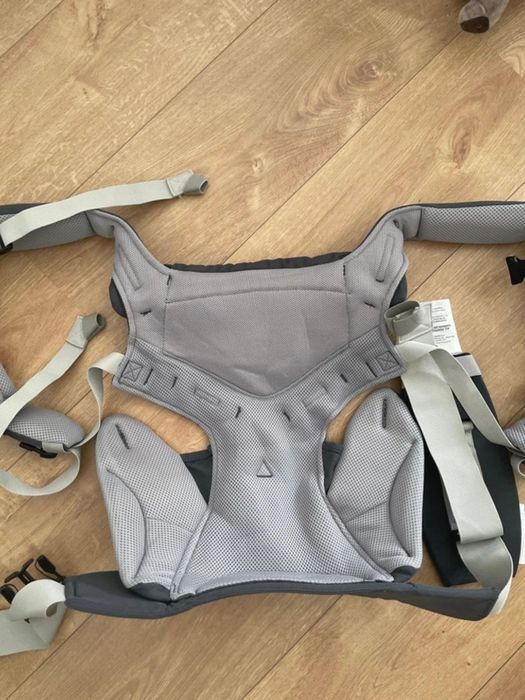 Marsúpio Ergobaby 360 Carrier  (Praticamente Novo)