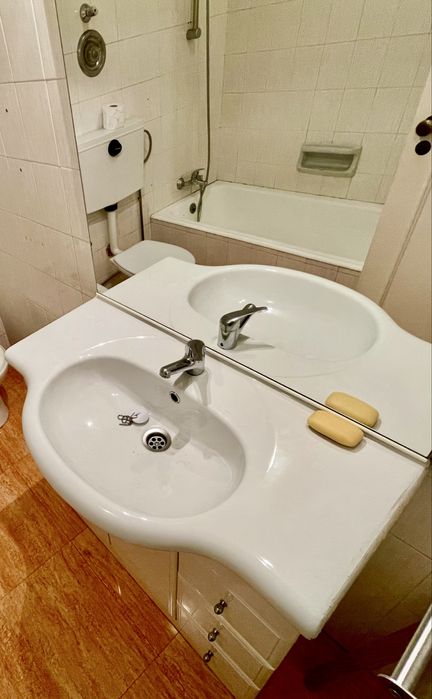 Móvel Casa de Banho + Espelho com Luz Led