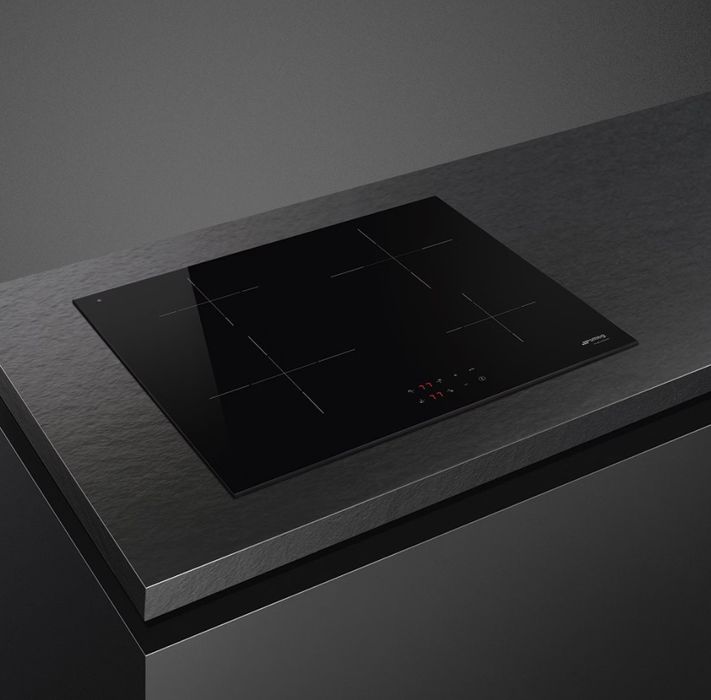 Індукційна варильна поверхня SMEG SI2641DL