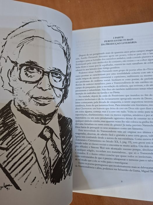 Um Olhar Infinito Poesia Reunida 1° Edição