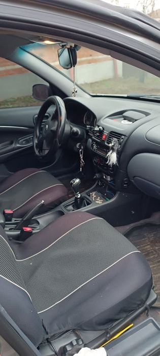 Ніссан альмера н16