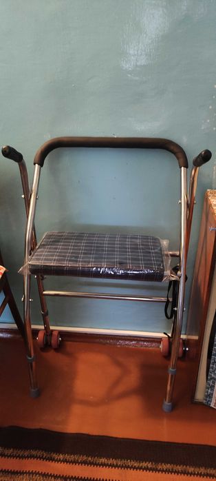 Продам ходунки для дорослого