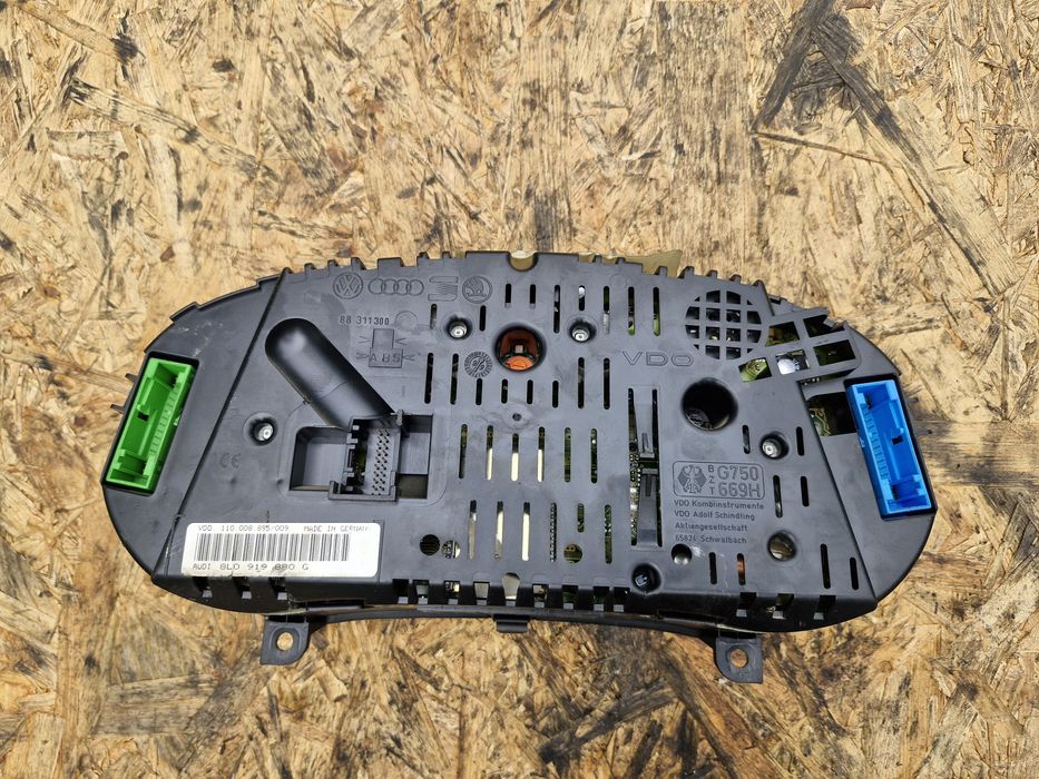 Licznik zegary audi a3