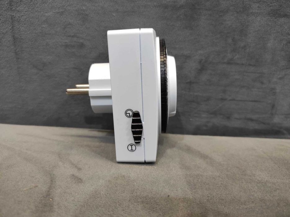 Programator czasowy mechaniczny UNITEC. 16A.