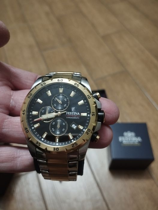 Zegarek Męski Festina F20562-4 srebrny