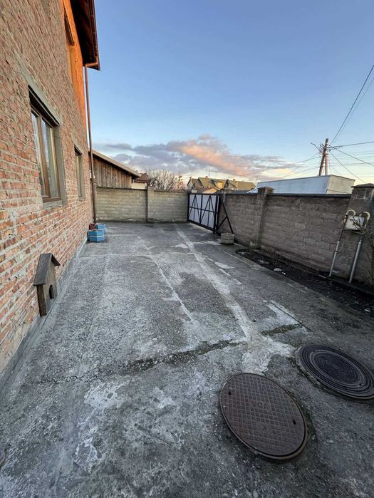 Продаж частини будинку, вул. Шевченка 248, БЕЗ КОМІСІЇ (145м.кв.)
