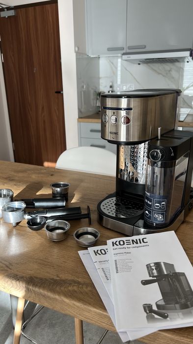 Ekspres kolbowy / Espresso Machine Koenic KEM 2024 M – jak nowy!