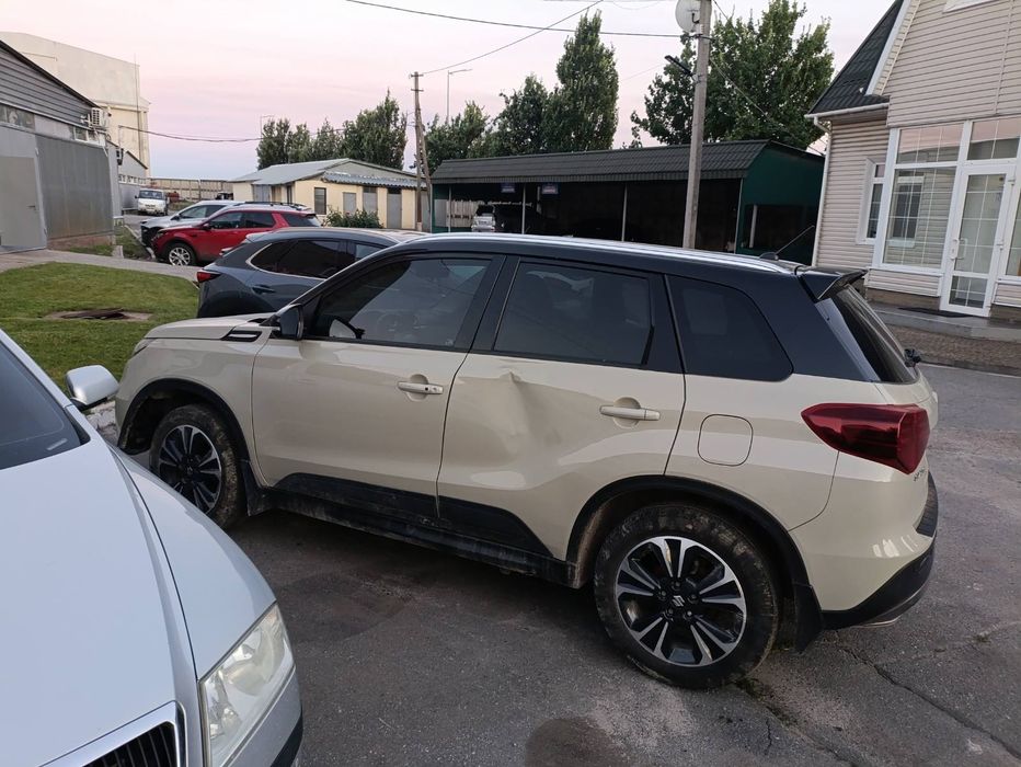 Suzuki Vitara після ДТП