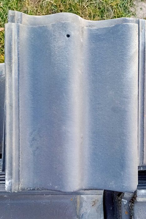 Dachówka IBF kolor Antracyt betonowa na 240-250m2 dachu plus osprzęt