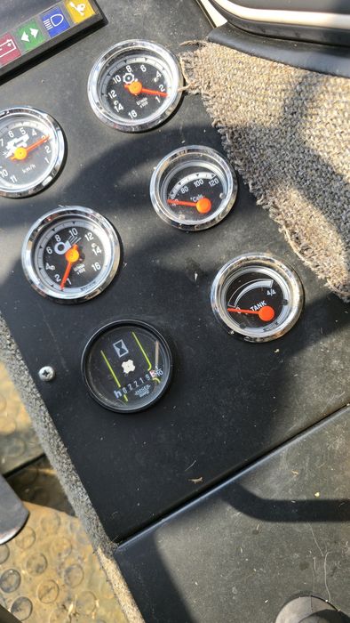 Комбайн Sampo 680/masseyferguson 20