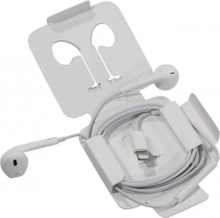 Наушники Apple EarPods with Lightning Connector (MWTY3)