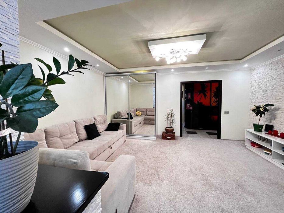 ТЕРМІНОВО! Продаю: 2 кімнатна квартира, з ремонтом, меблями, Каскад