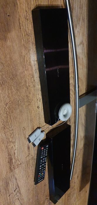 QLED Samsung QE55Q8C 55 "4K UHD, one connect, pilot, kabel Invisible