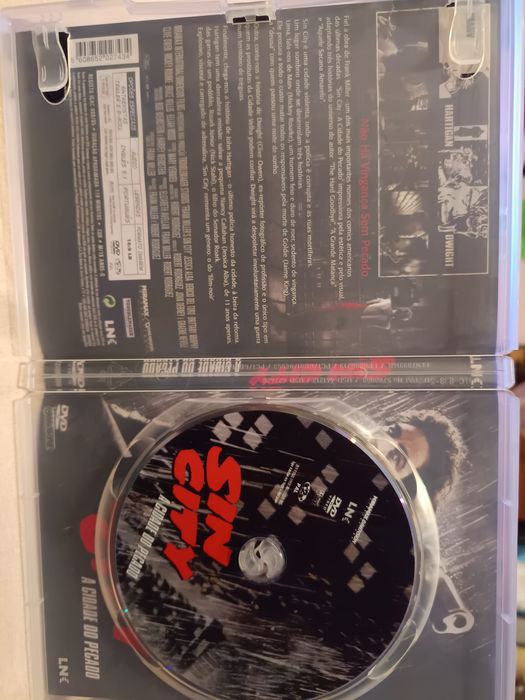 DVD sin city    .