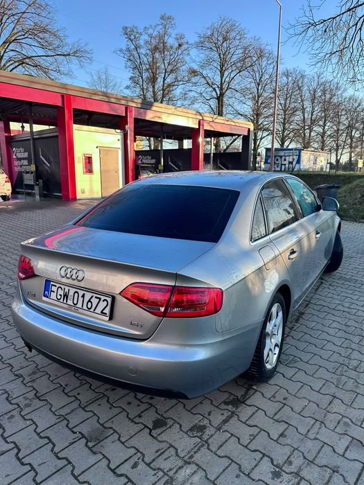 Audi A4 B8  2008
