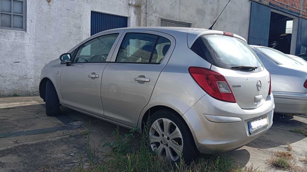 Opel Corsa — fotografia 3