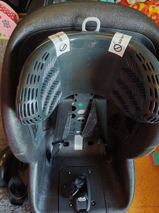 Cadeira auto BeSafe Stretch (Contra a Marcha até aos 36kg/125cm) – Impecável