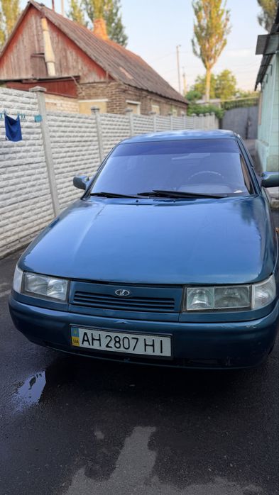 Ваз 2110 автомобіль