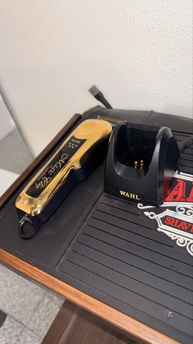 Wahl magic clip gold