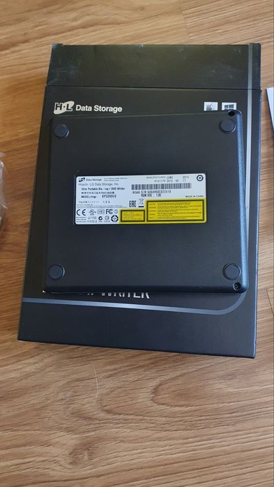 Записувач blu-ray .