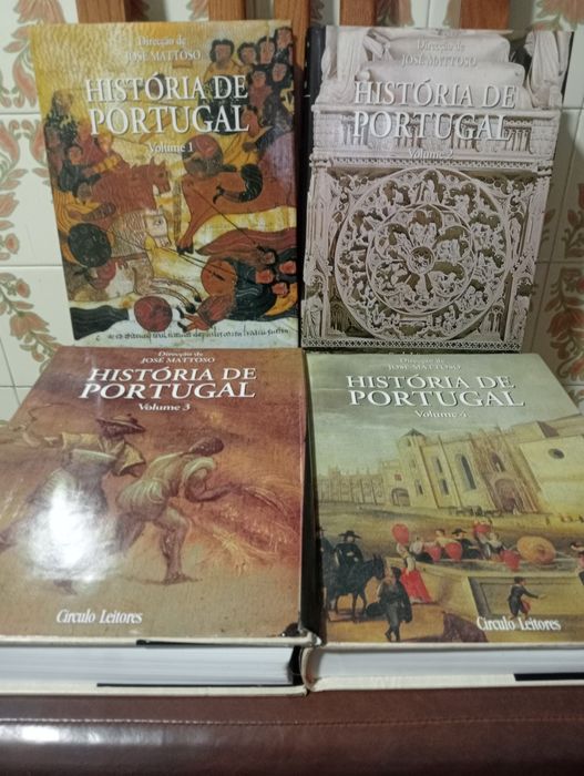 4 livros da História de Portugal