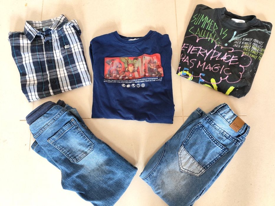 Boys' Lot of Jeans and Sweatshirts (6 years old)