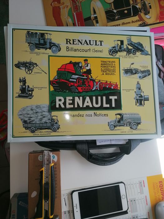 Vendo placas de publicidade em chapa