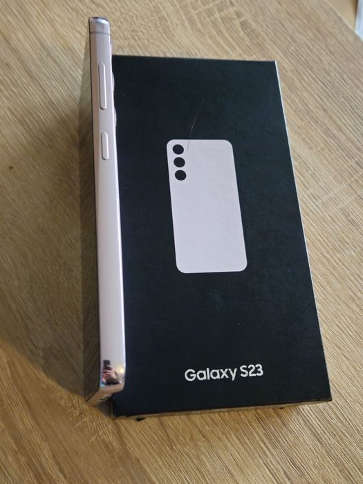 Samsung s23 128 gb stan bardzo dobry