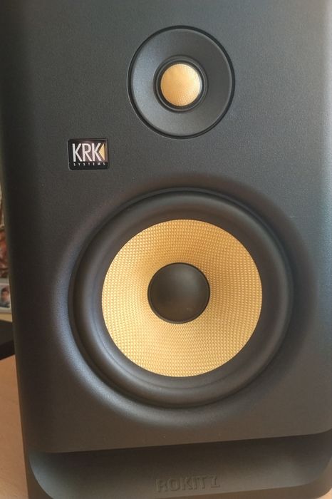 Monitor rokit krk 7 g4