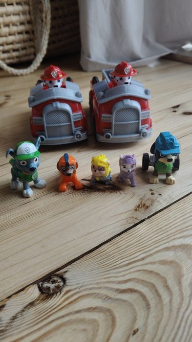 Psi patrol figurki i pojazdy brak figurki rexa.