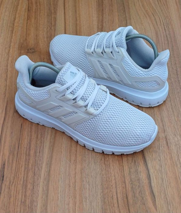 Adidas білі жіночі кросівки сітка бігові кросовки / Nike кросовки кеди 39р/25см