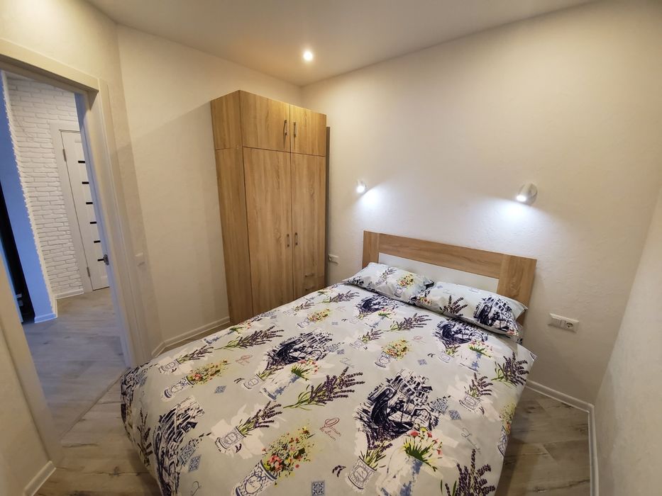 Квартира подобово (посуточно) Sleep & Flight