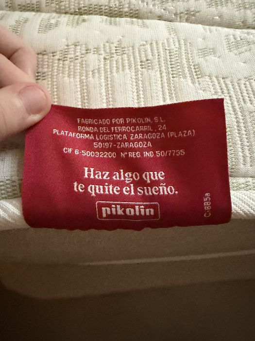 Vendo cama de solteiro Nova !