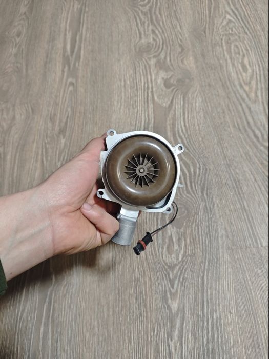 Компресор на автономку 24в 2 кв