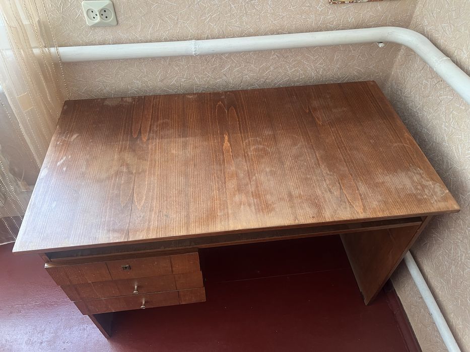 Стіл письмовий (ДСП)