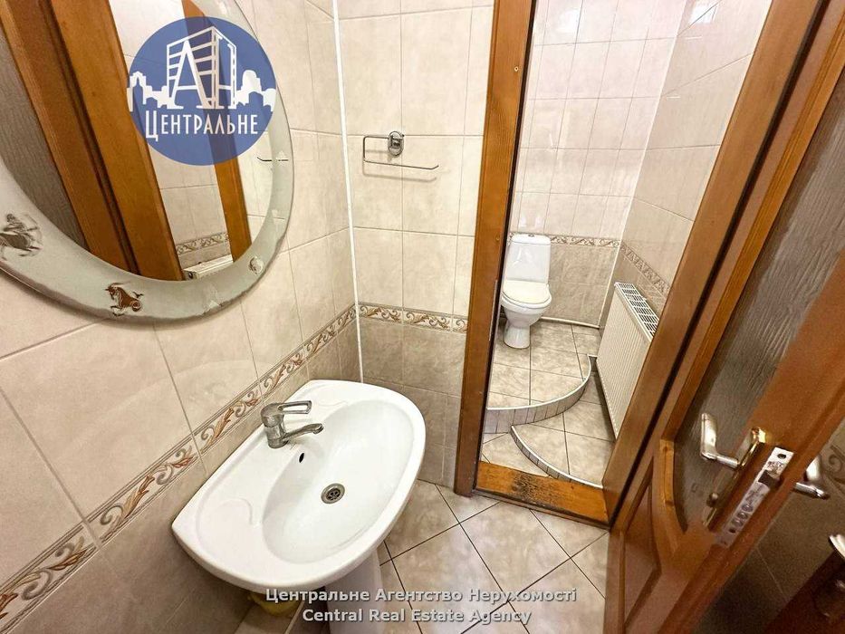 Здається в оренду фасадний окремо-стоячий об’єкт