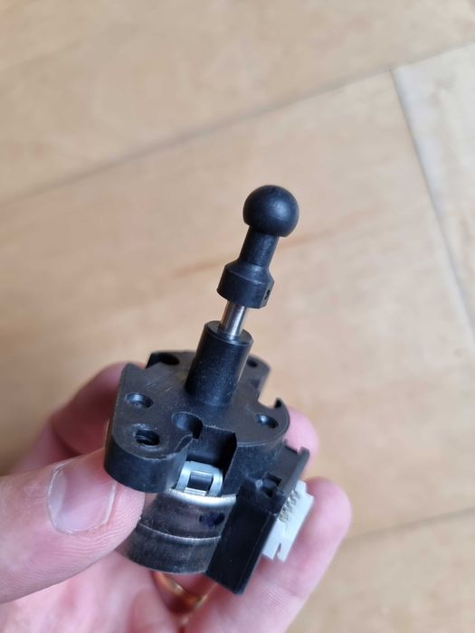 Motor Regulador Afinador Farol Ótica Audi A4 B8