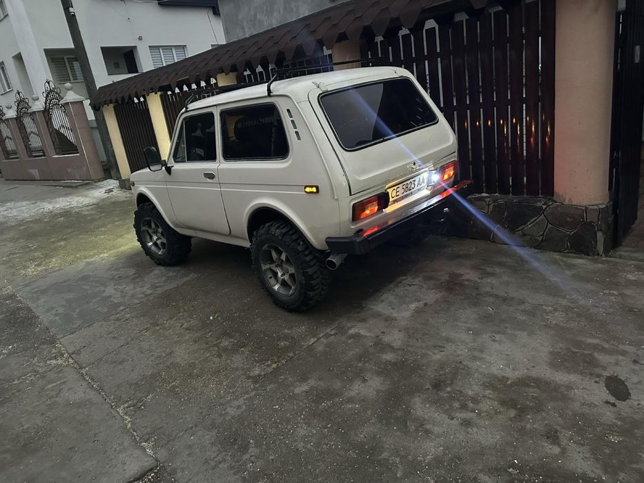 Продам ніву ваз 2121