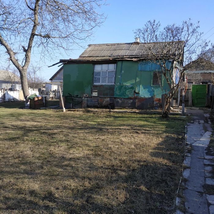 Продам небольшой домик в Песочине