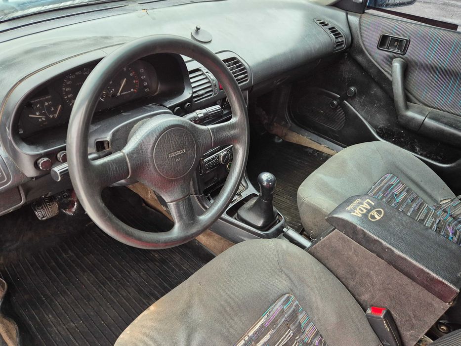 Mazda 323f, 1990, 1.6 бензин