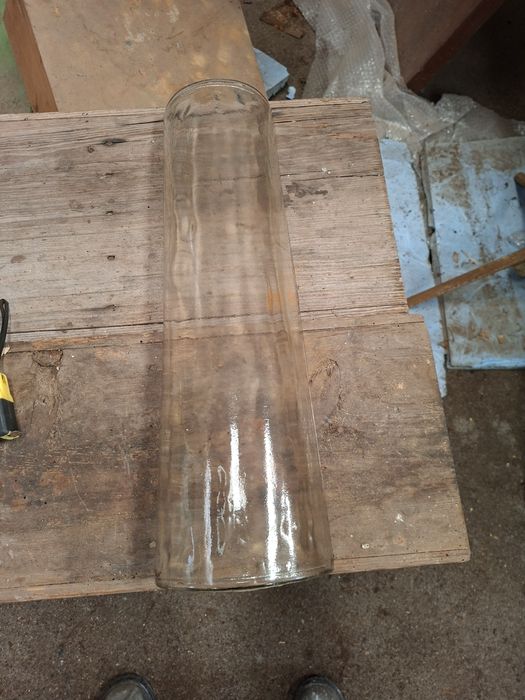 Telhas em vidro de um canal