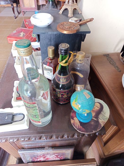 Várias antiguidades