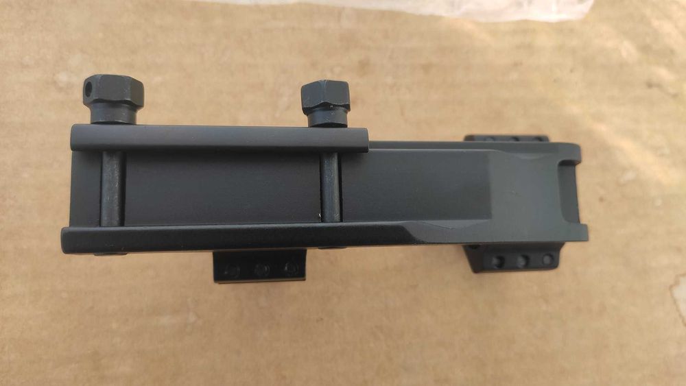 Моноблок з виносом на вівер/пікатінні