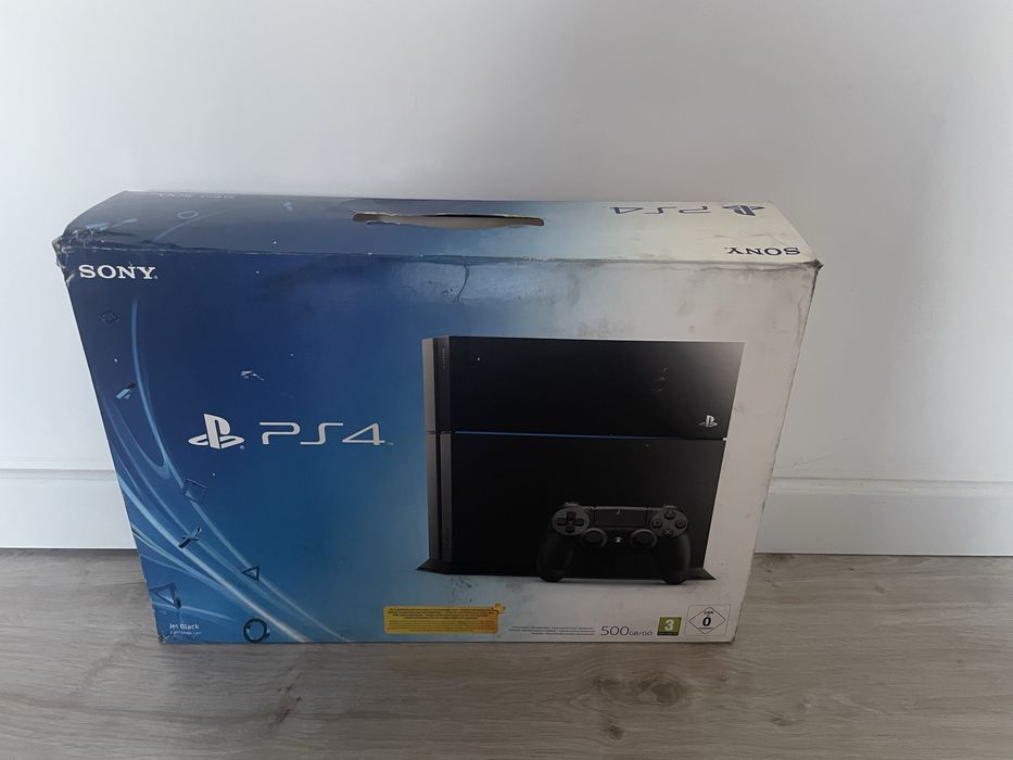 PS4 Sony PlayStation 4 FAT 500GB 5 gier! Pudelko